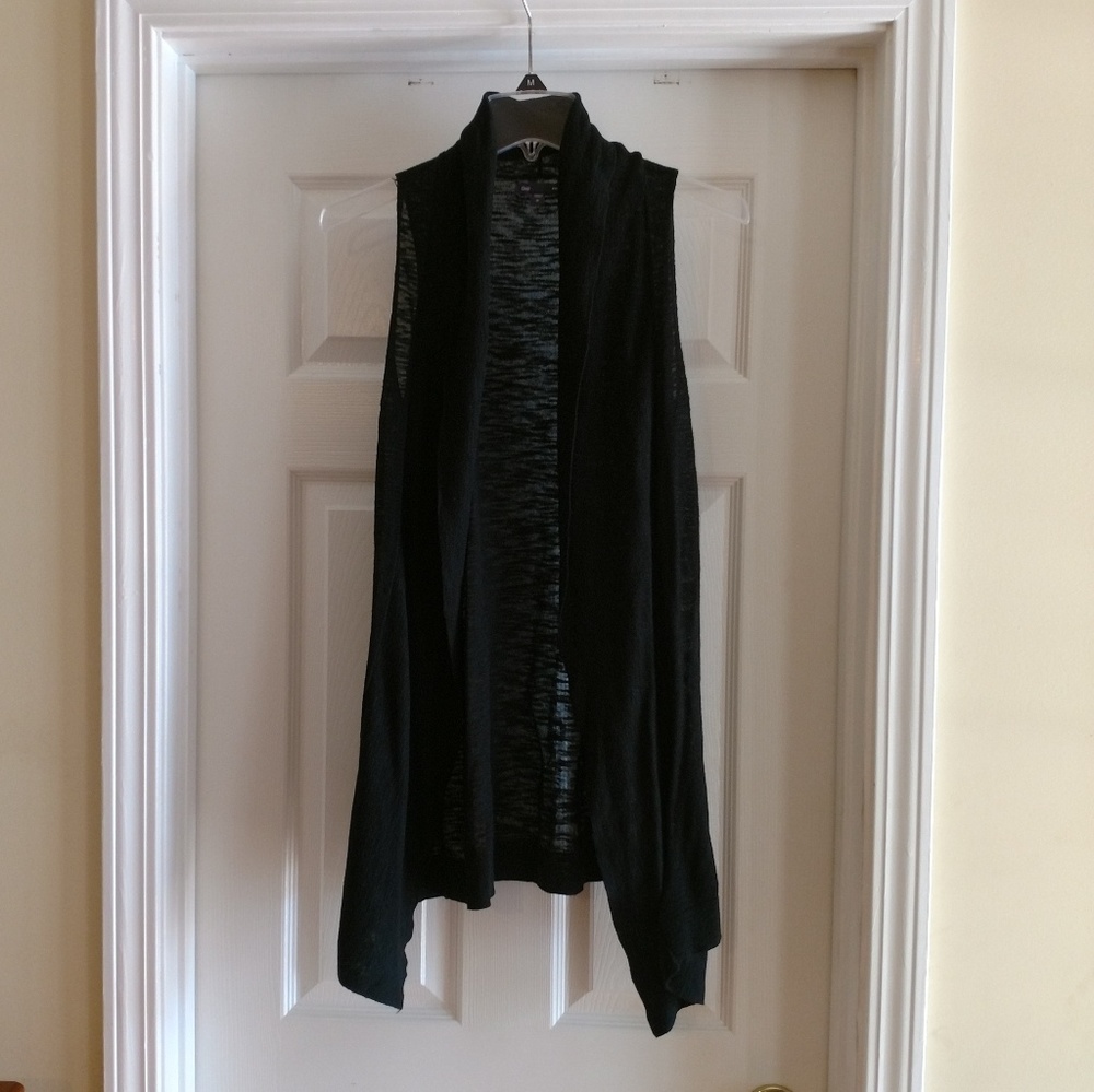 Black sleeveless cardigan